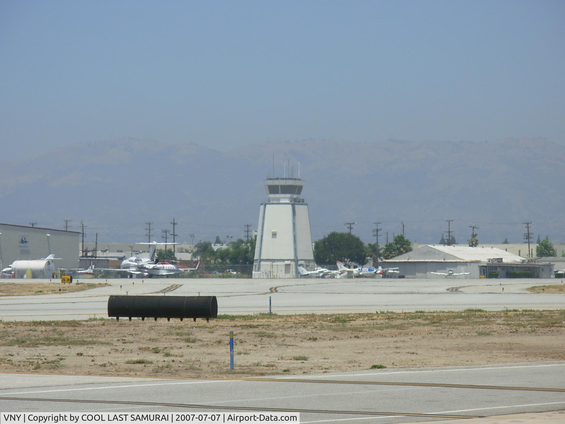 Van Nuys Airport (VNY) - VNY TOWER