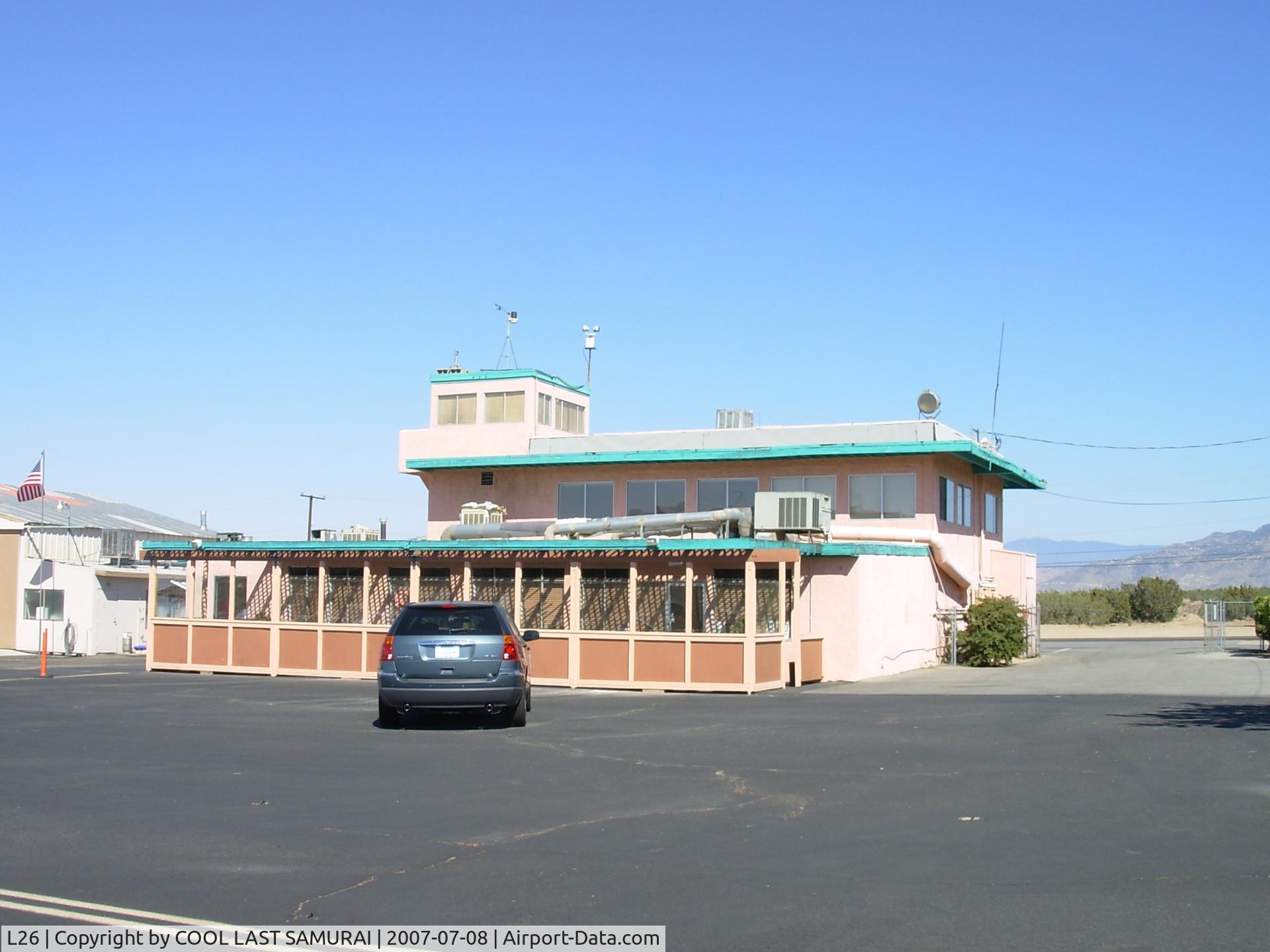 Hesperia Airport (L26) - Restaurant and partking
