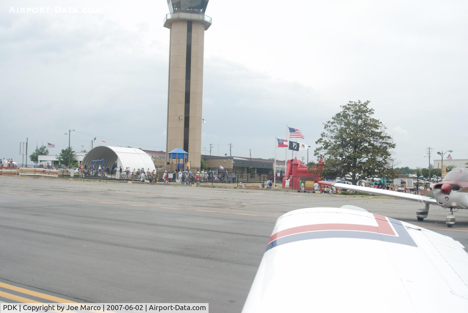 Dekalb-peachtree Airport (PDK) - @PDK
