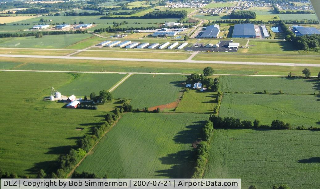 Delaware Municipal - Jim Moore Field Airport (DLZ) - Left downind for 28
