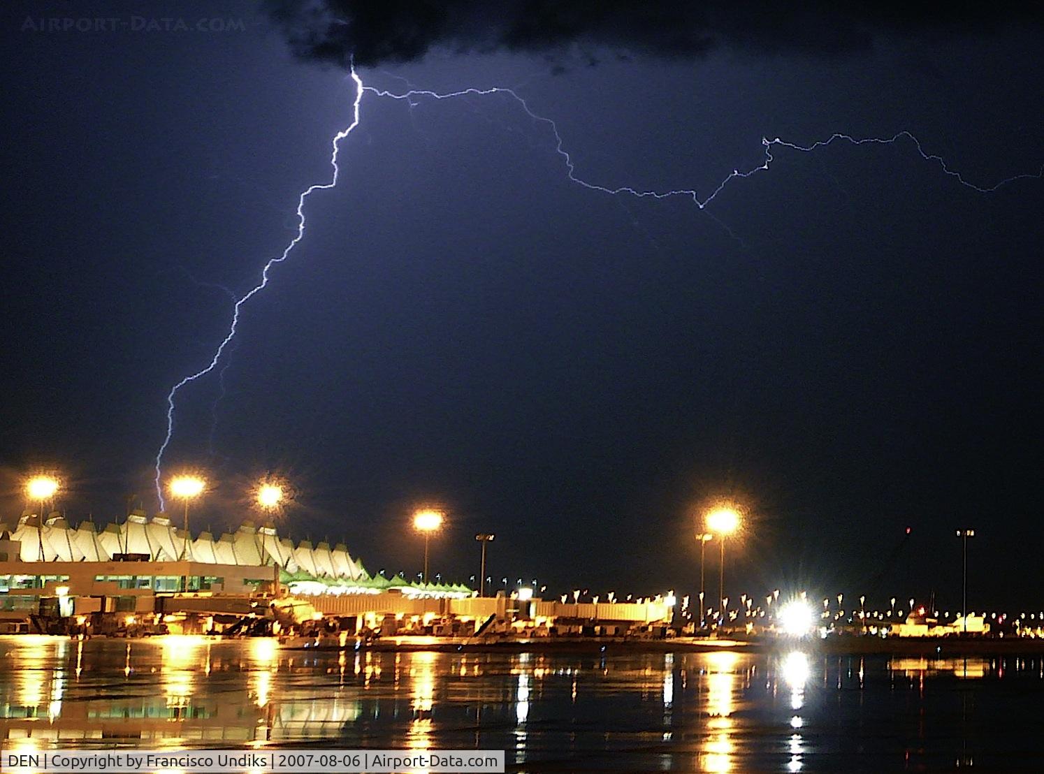 Denver International Airport (DEN) - Nasty thunderstorm just south of airport