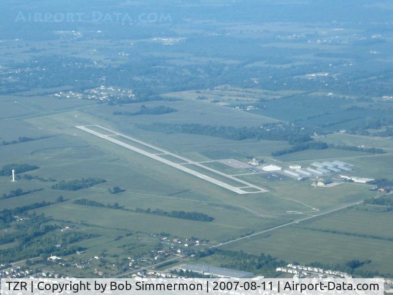 Bolton Field Airport (TZR) - Bolton Field - Columbus, OH from 3500'