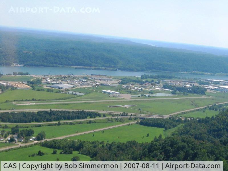 Gallia-meigs Regional Airport (GAS) - Looking south, Ohio River and West Virginia beyond.