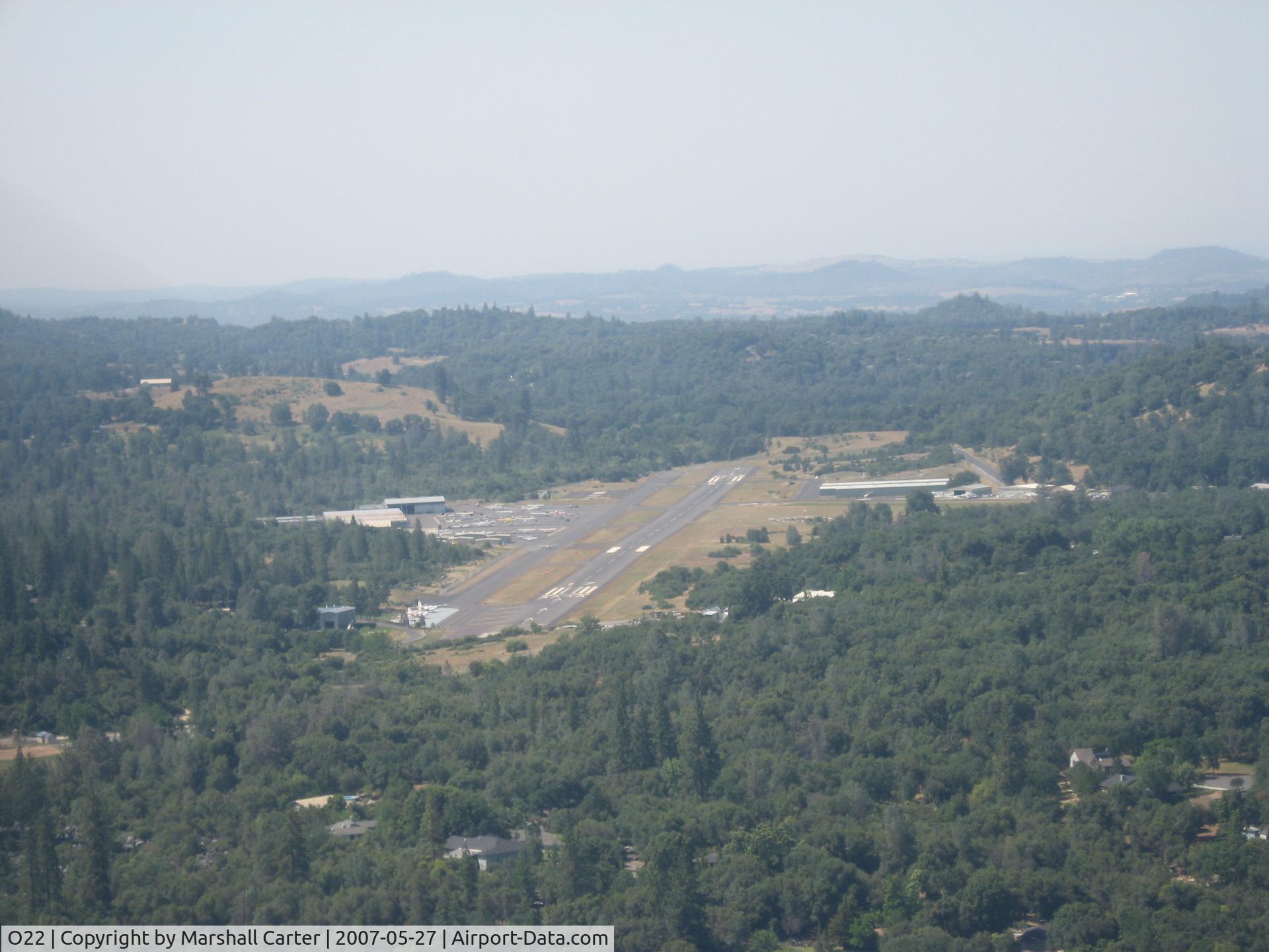 Columbia Airport (O22) - Turning Final to RWY 17