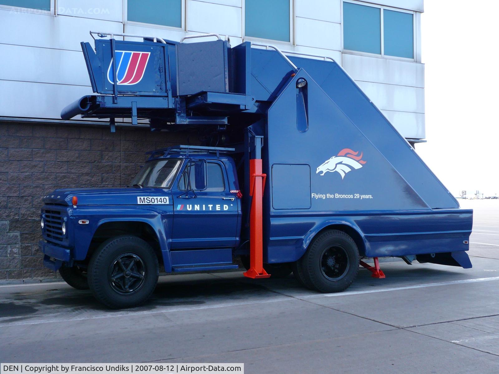 Denver International Airport (DEN) - United Airlines Official airline of the Denver Broncos.