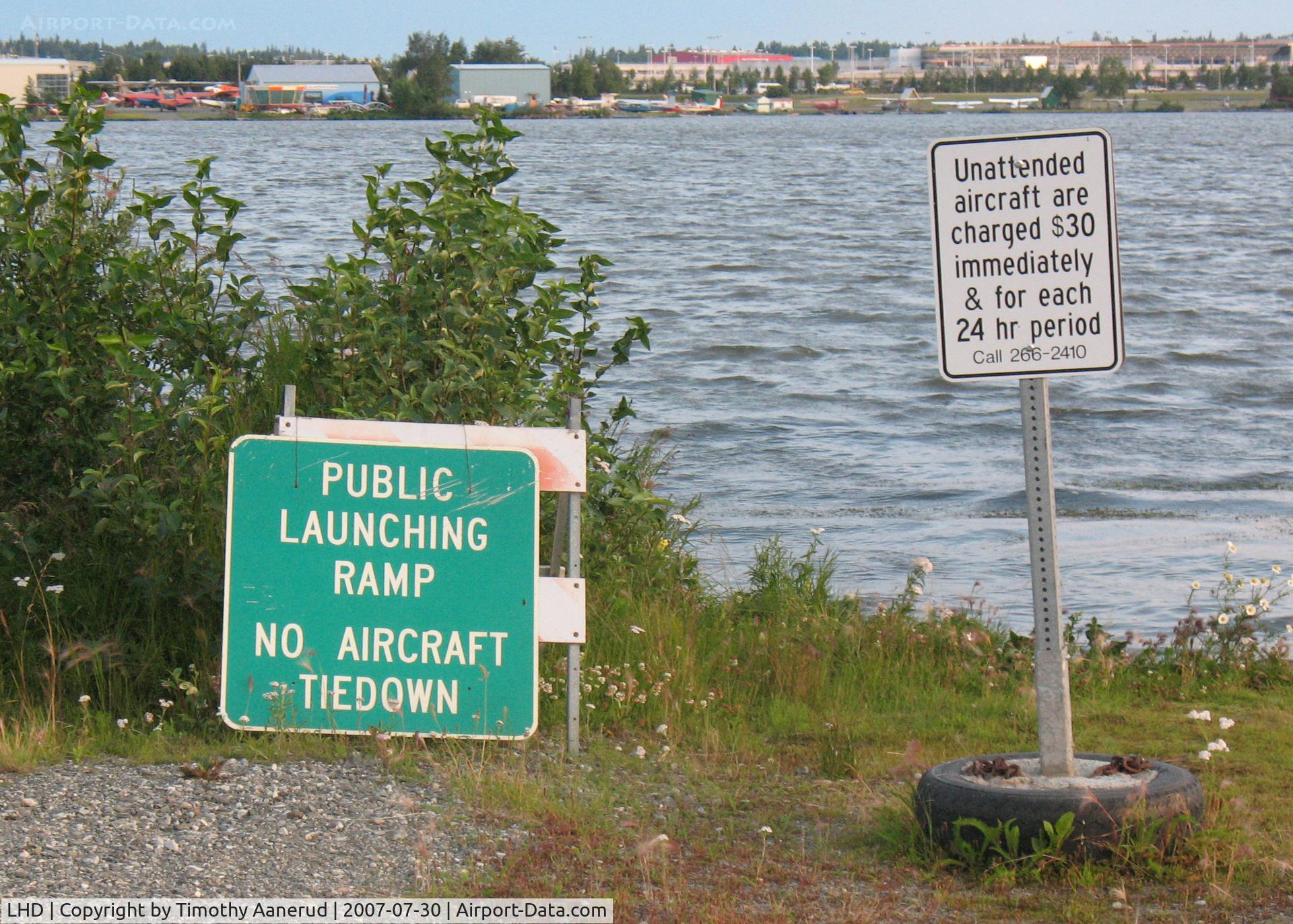 Lake Hood Seaplane Base (LHD) - Airport Signs