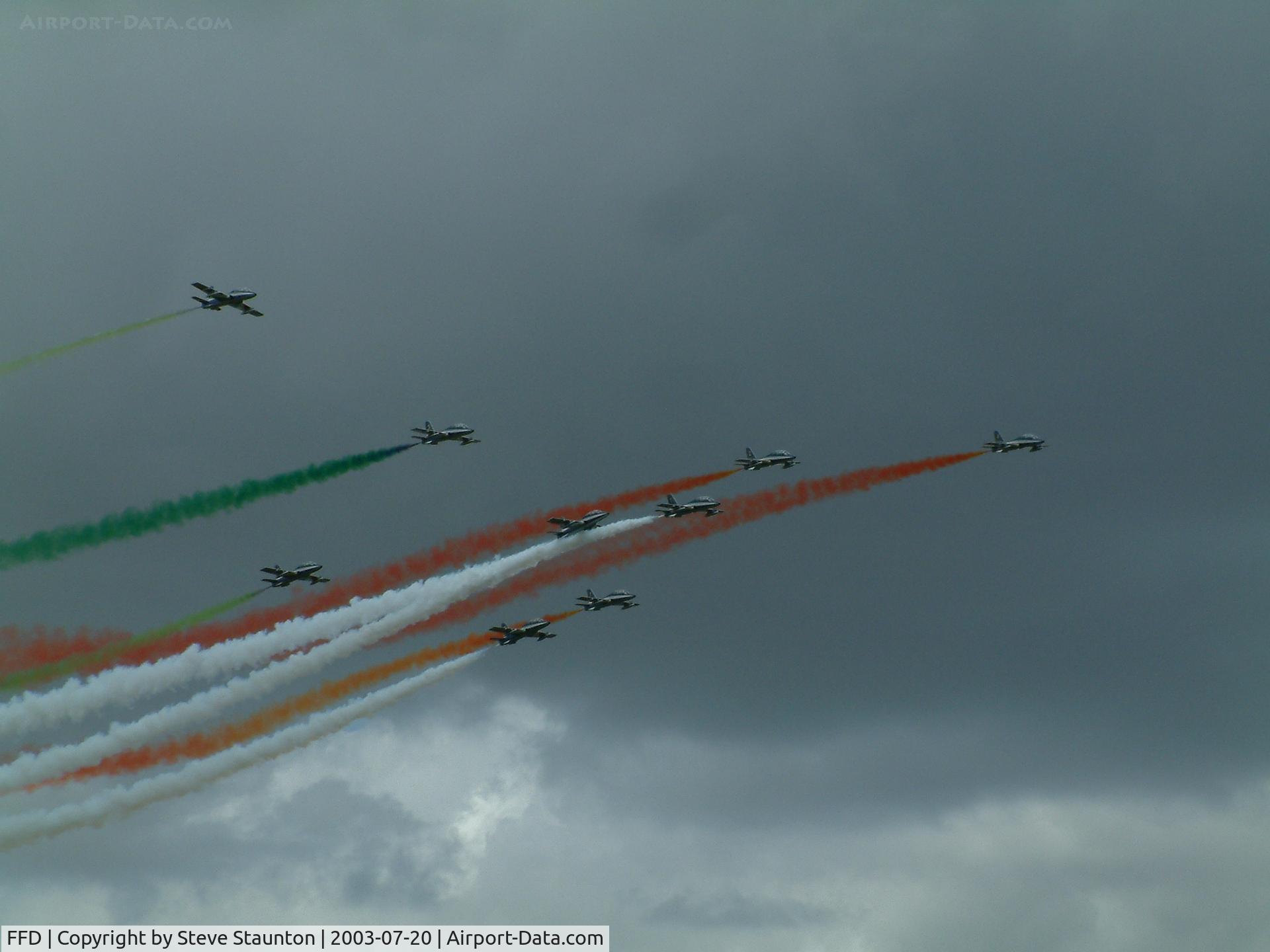 RAF Fairford Airport, Fairford, England United Kingdom (FFD) - Frecci Tricolori displaying at RIAT Fairford 2003.