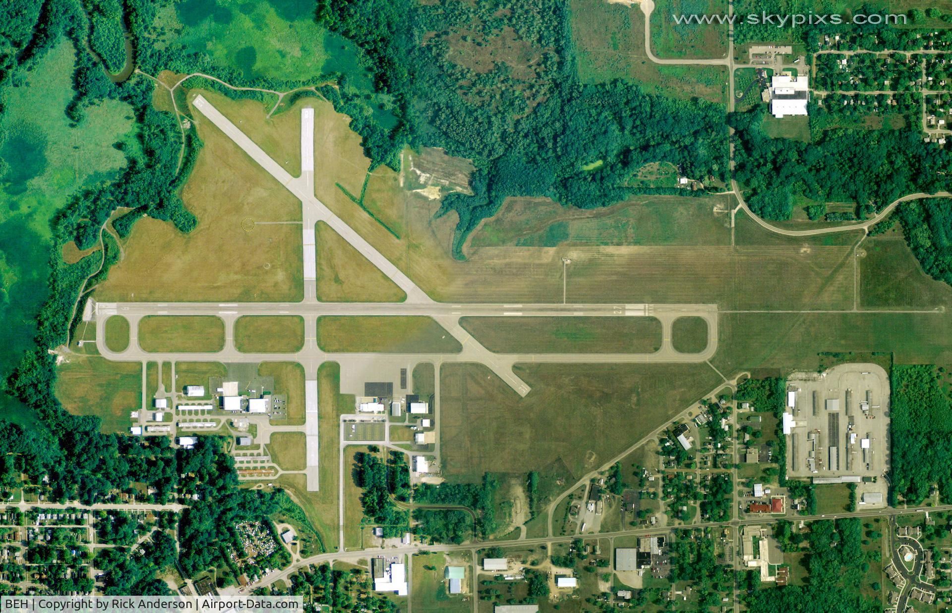 Southwest Michigan Regional Airport (BEH) - Southwest Michigan Regional Airport (BEH)