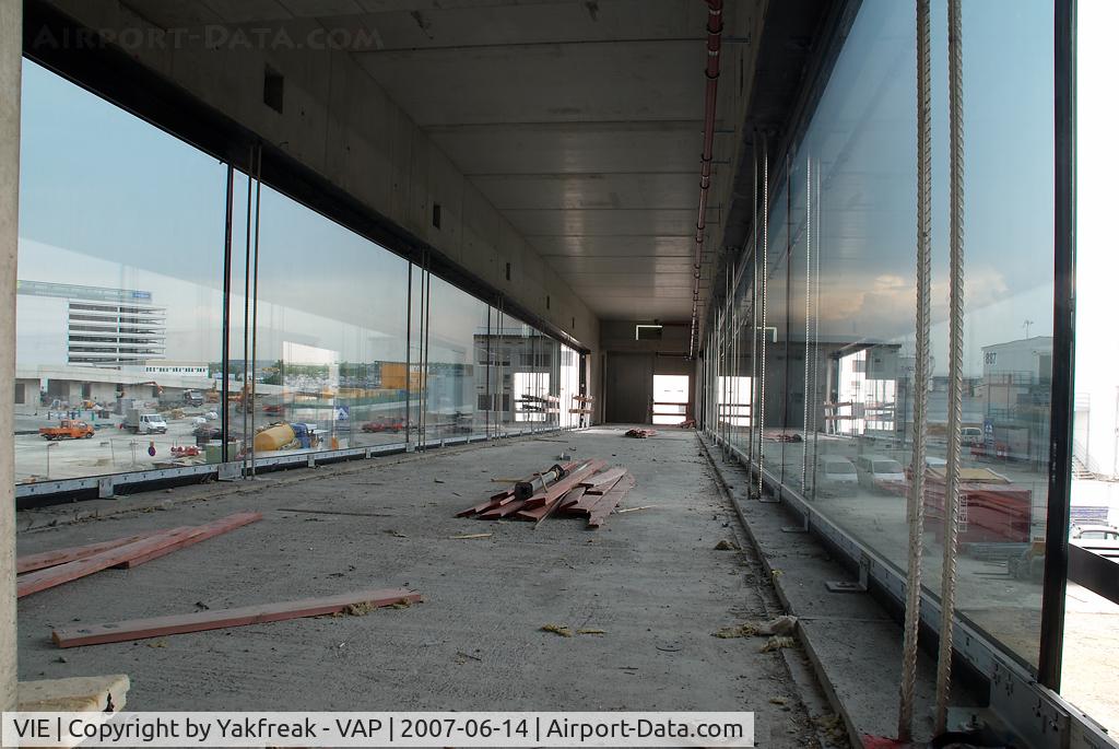 Vienna International Airport, Vienna Austria (VIE) - Terminal Skylink construction area