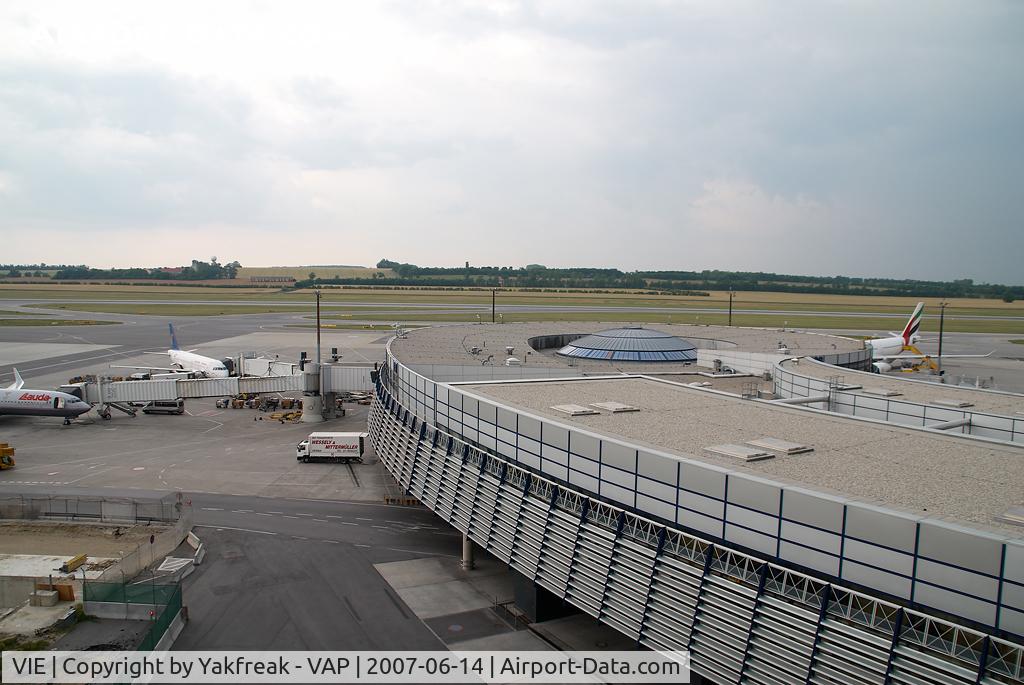 Vienna International Airport, Vienna Austria (VIE) - Pear East