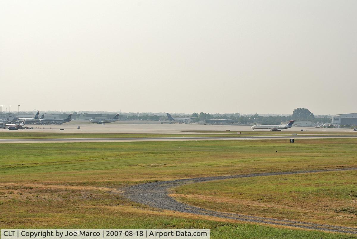 Charlotte/douglas International Airport (CLT) - @CLT