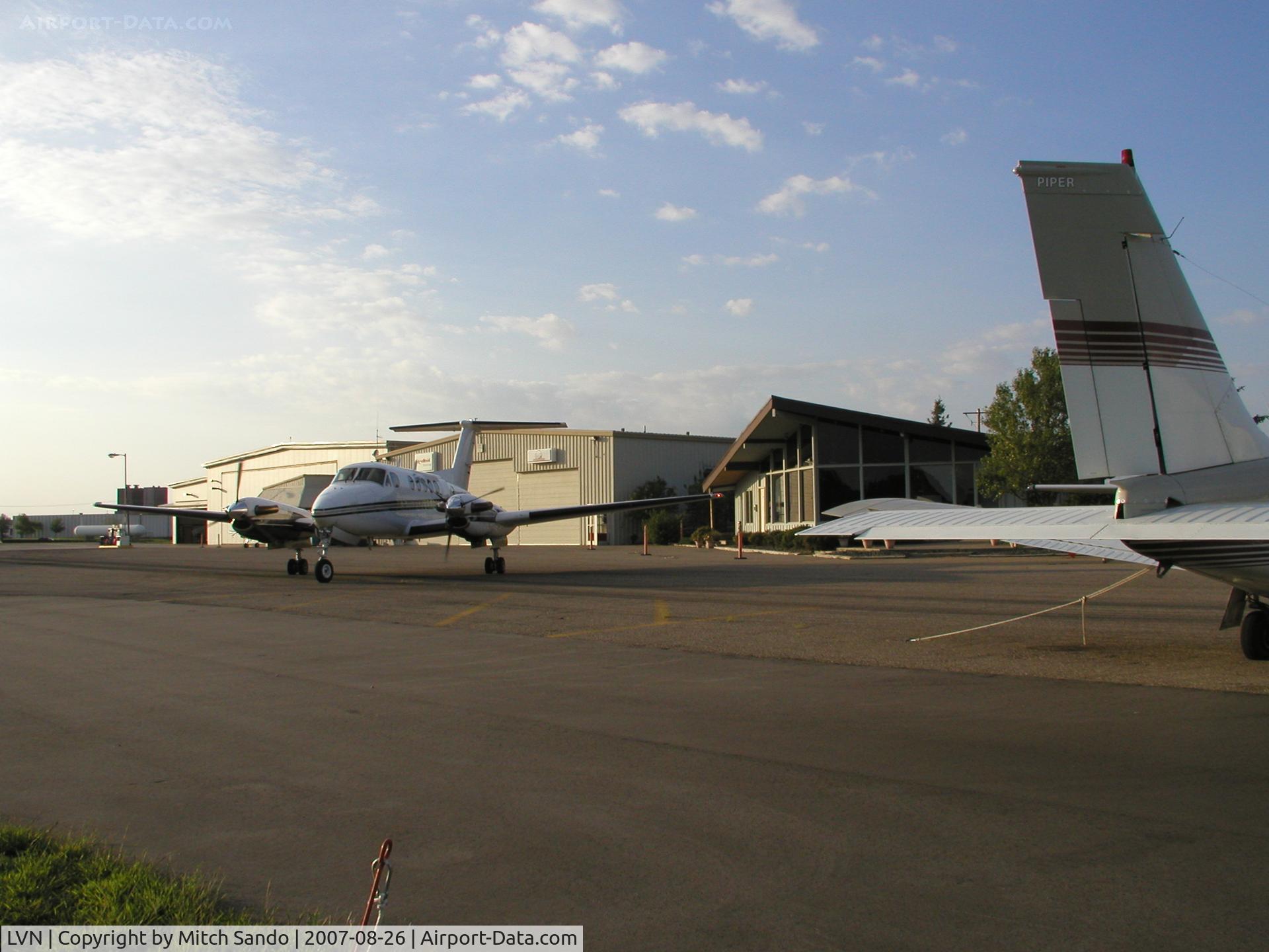 Airlake Airport (LVN) - King Air 200WZ starting up infront of the main buildings at Airlake.