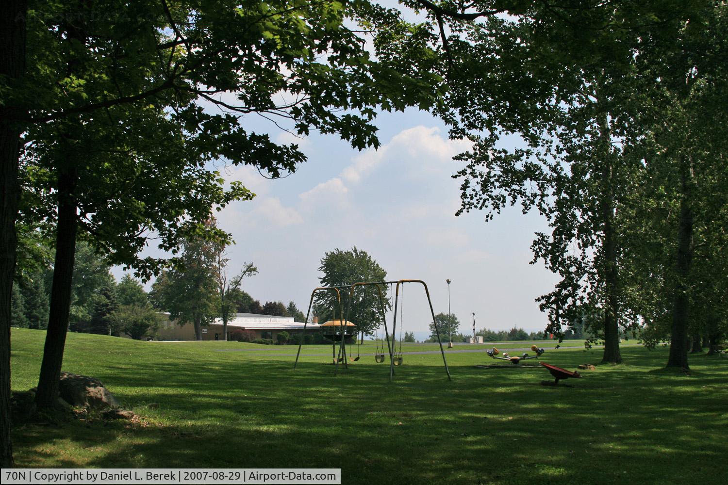 Spring Hill Airport (70N) - Spring Hill Airport boasts a children's playground and a nature preserve.