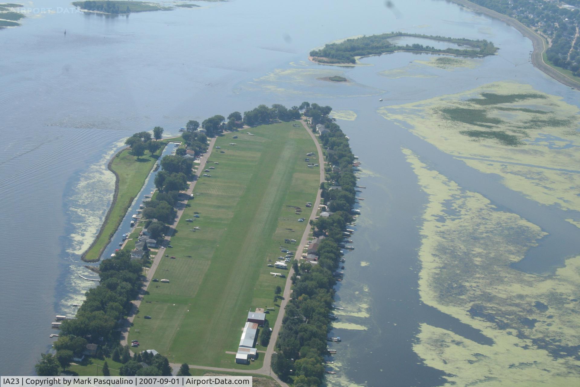 Gaa Private Airport (IA23) - Guttenburg, IA