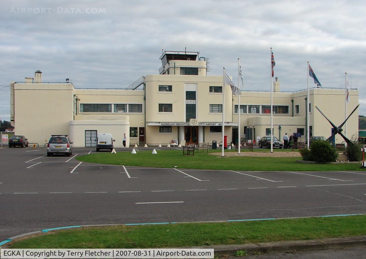Shoreham Airport, Shoreham United Kingdom (EGKA) - Road approach to Shoreham Airport