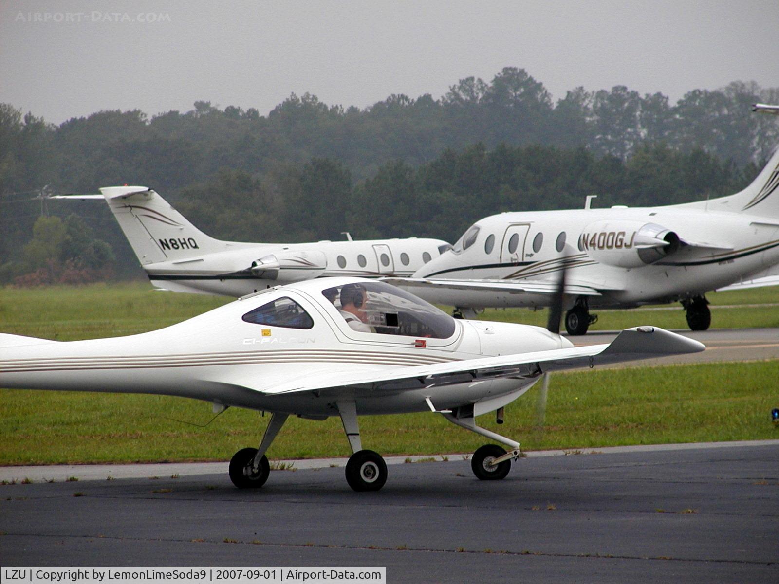 Gwinnett County - Briscoe Field Airport (LZU) - The airport was busy that day.