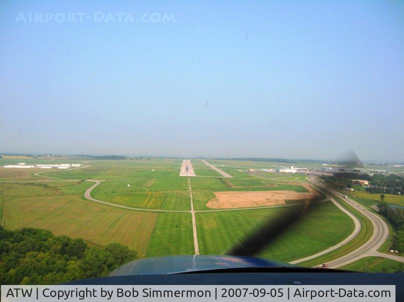 Outagamie County Regional Airport (ATW) - Final for 29