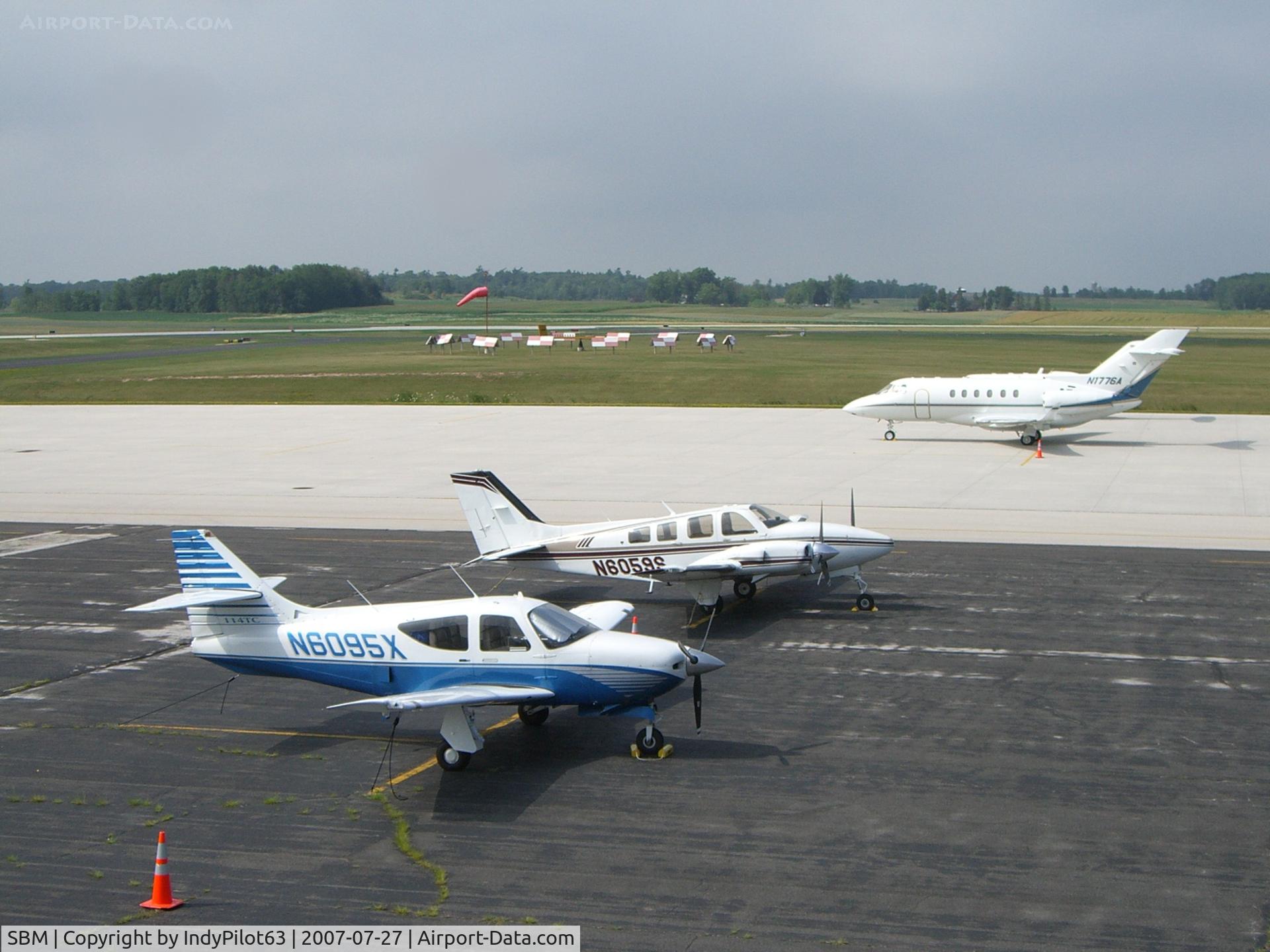 Sheboygan County Memorial Airport (SBM) - A nice tarmac shot from the FBO balcony...