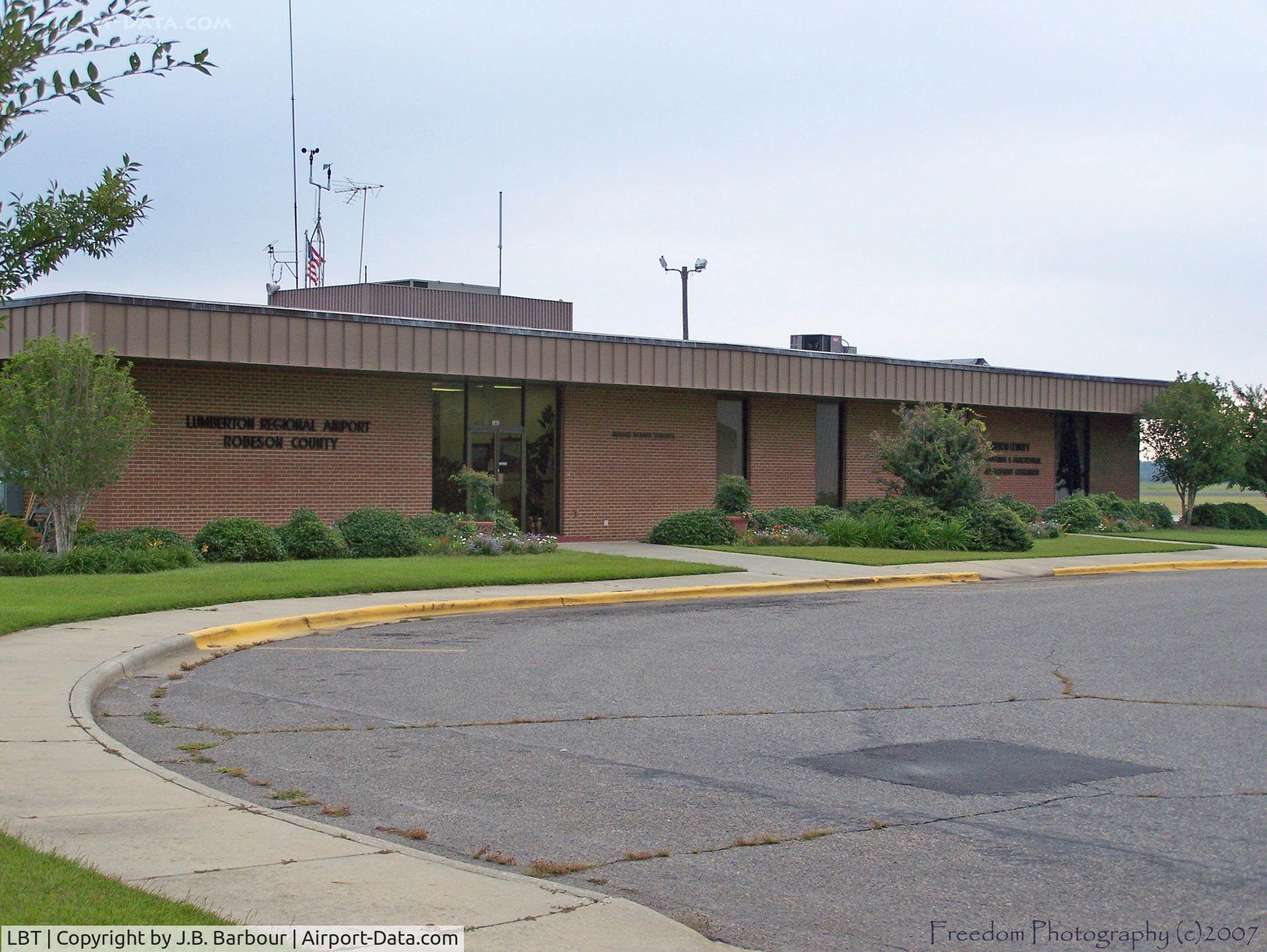 Lumberton Regional Airport (LBT) - Clean facility- The staff were great.  Thanks.