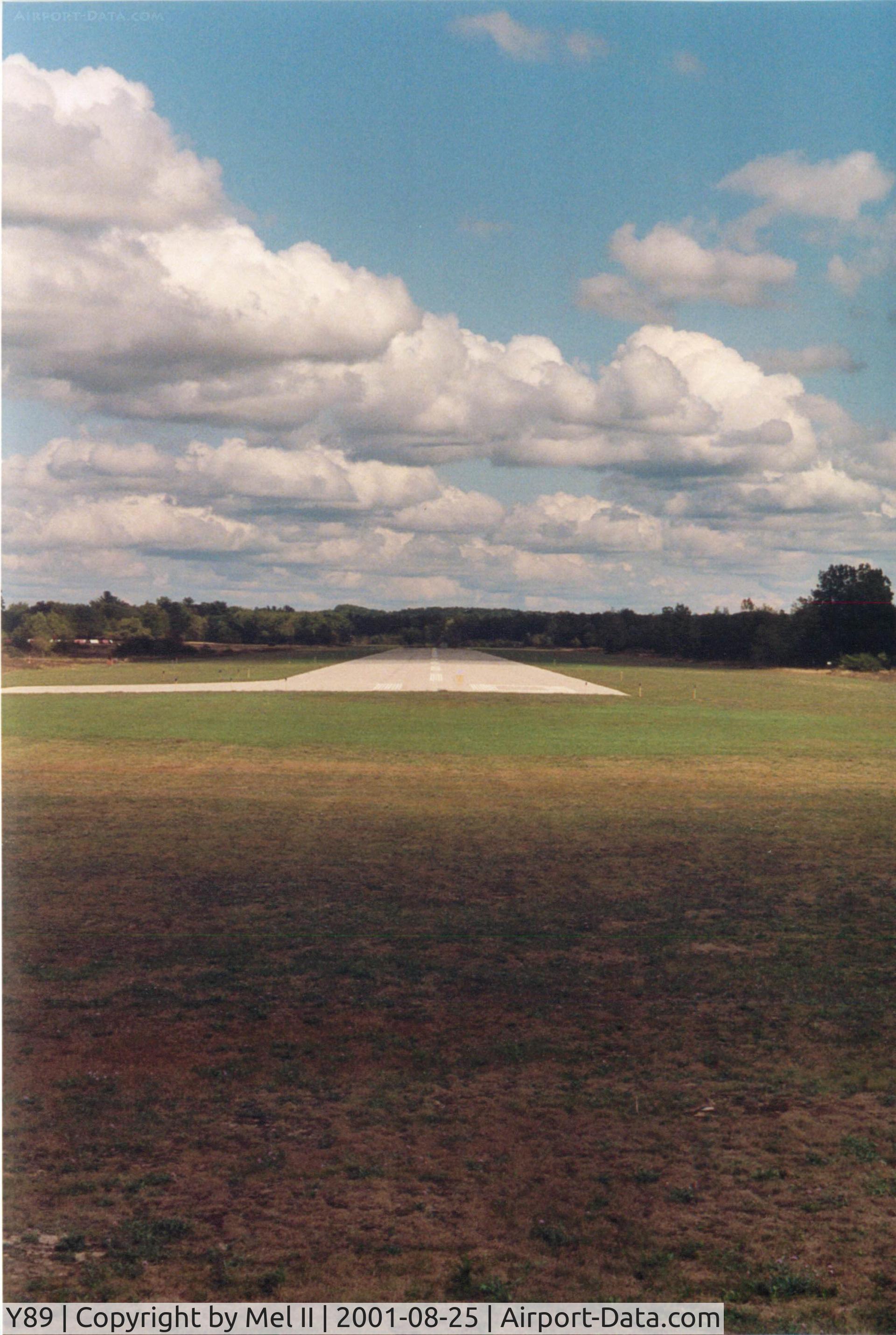 Kalkaska City Airport (Y89) - RWY 10 @ Kalkaska City Airport