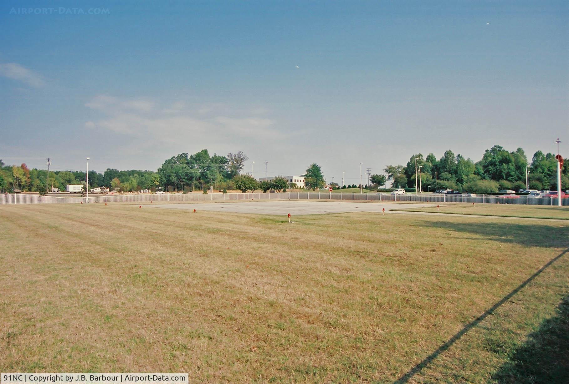 Alamance Regnl Medical Center Heliport (91NC) - It's hard to find any green grass anywhere in North Carolina this year