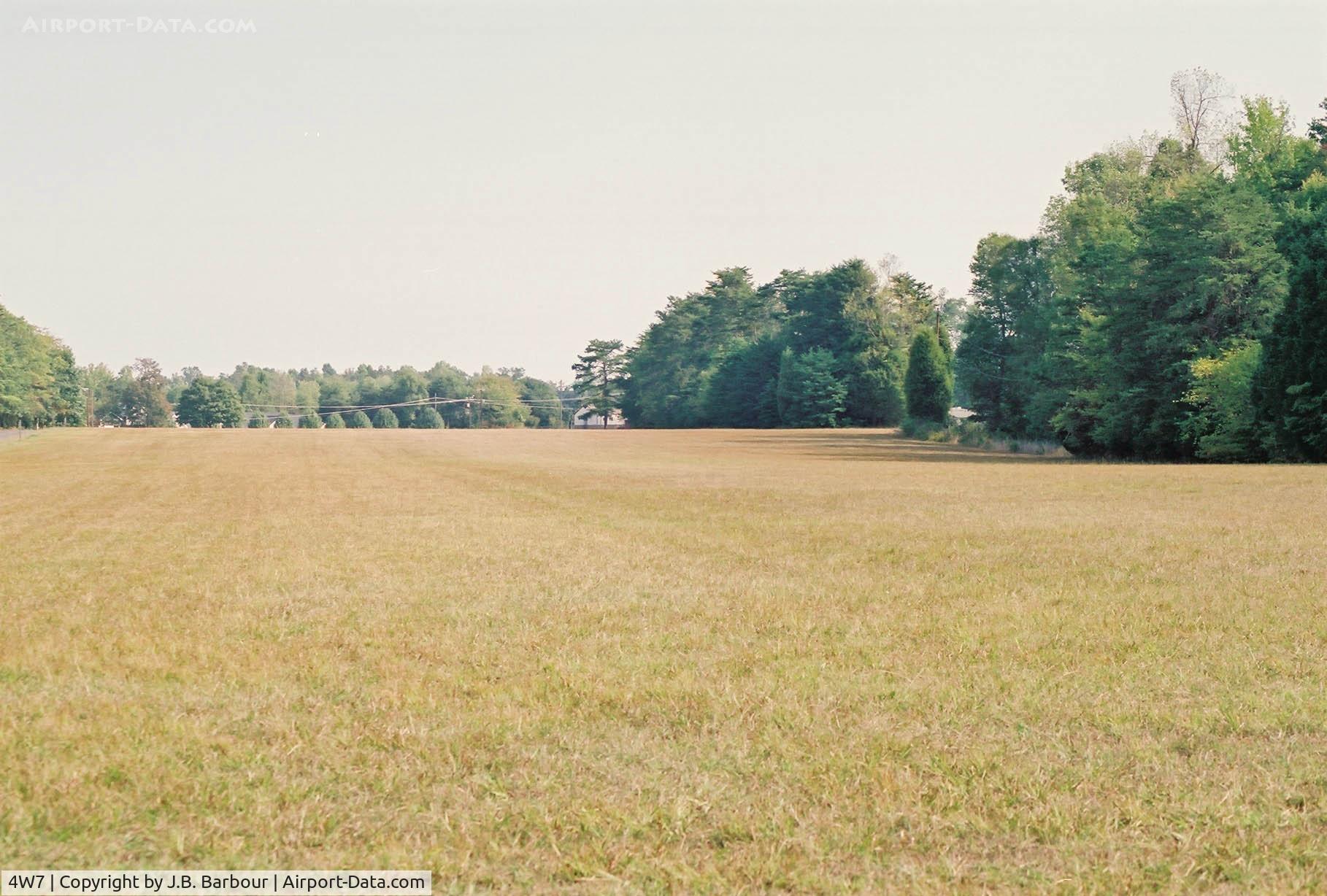 Hurdle Field Airport (4W7) - Its hard to get a colorful photography with the drought that has hit North Carolina this 2007 season