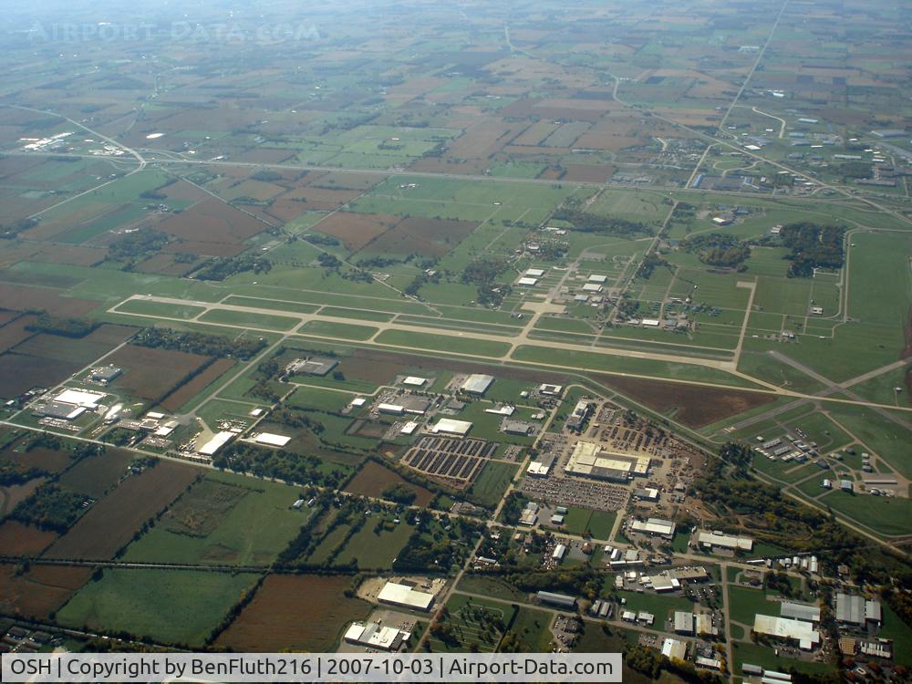 Wittman Regional Airport (OSH) - Cruising over Wittman Regional Airport, home of the famous EAA AirVenture Oshkosh!