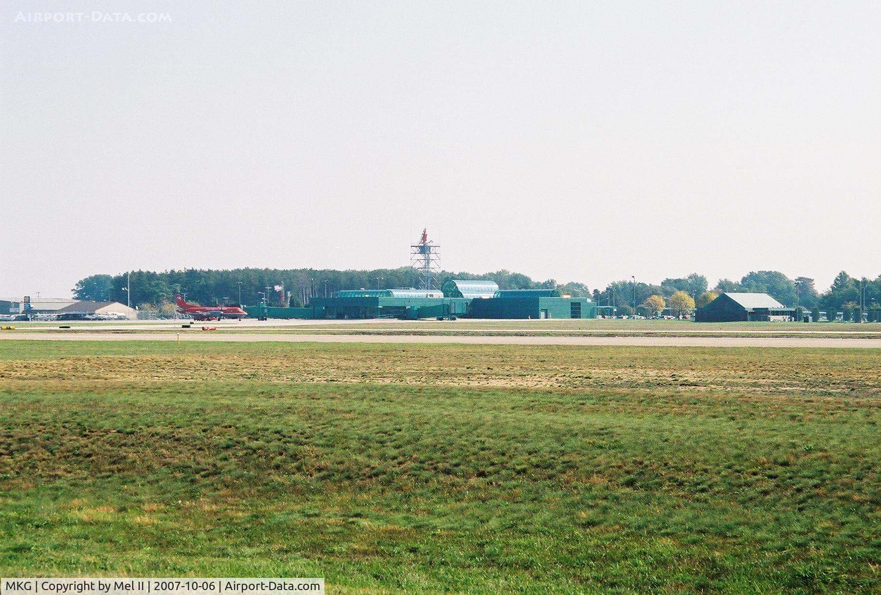 Muskegon County Airport (MKG) - Terminal @ Muskegon County Airport