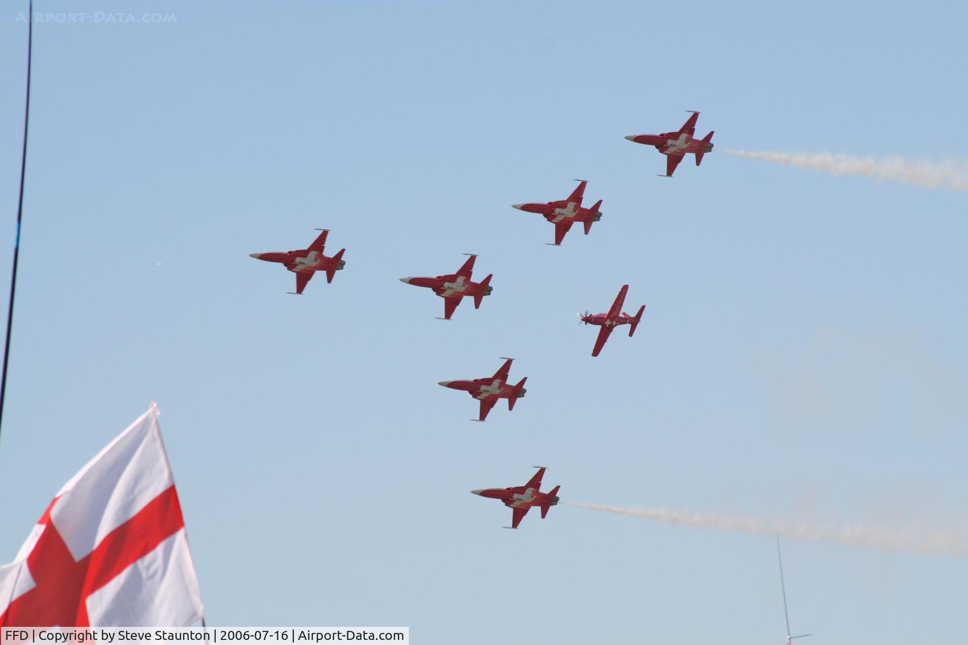 RAF Fairford Airport, Fairford, England United Kingdom (FFD) - Patrouille Suisse with HB-HZA at Royal International Air Tattoo 2006