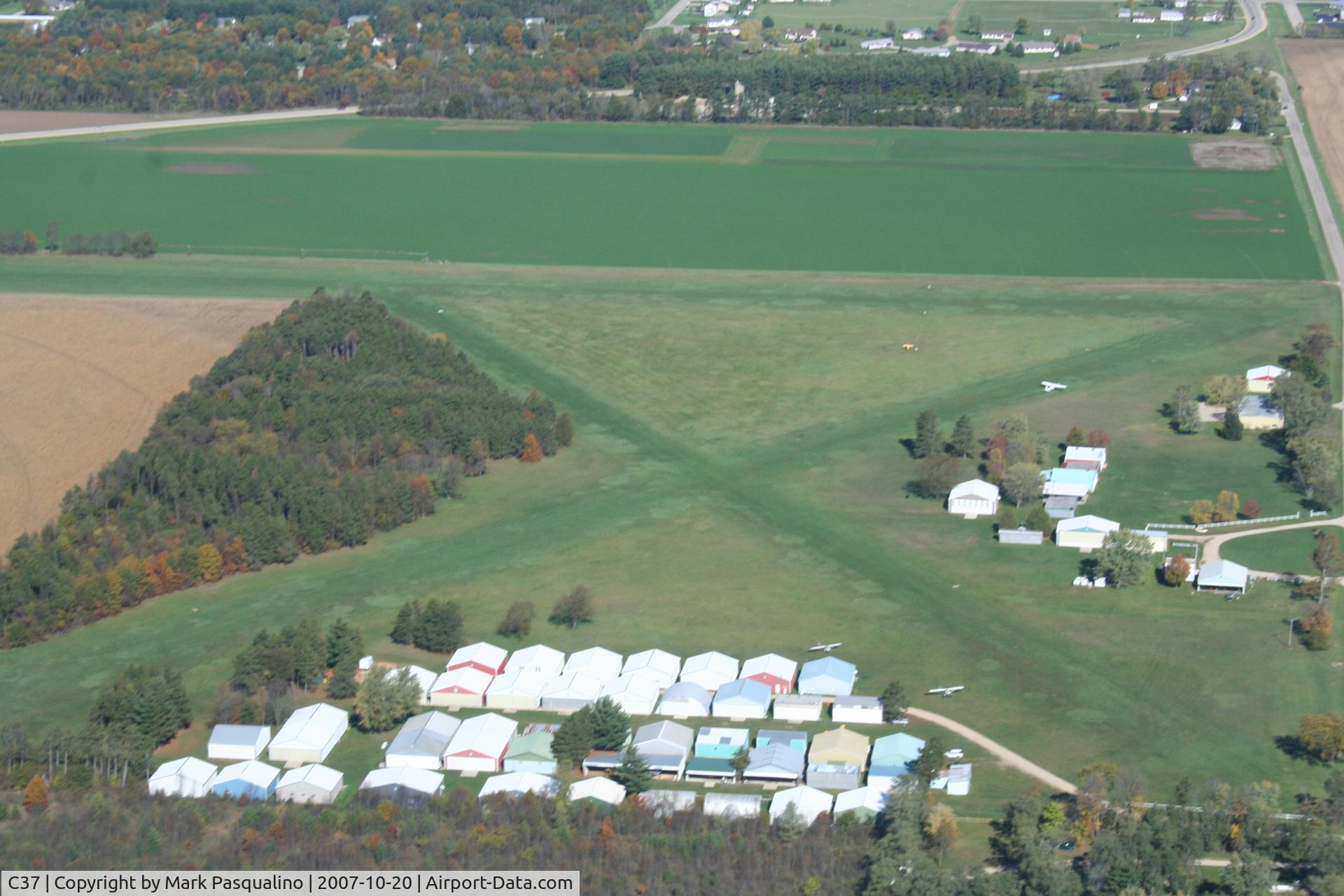 Brodhead Airport (C37) - Brodhead, WI
