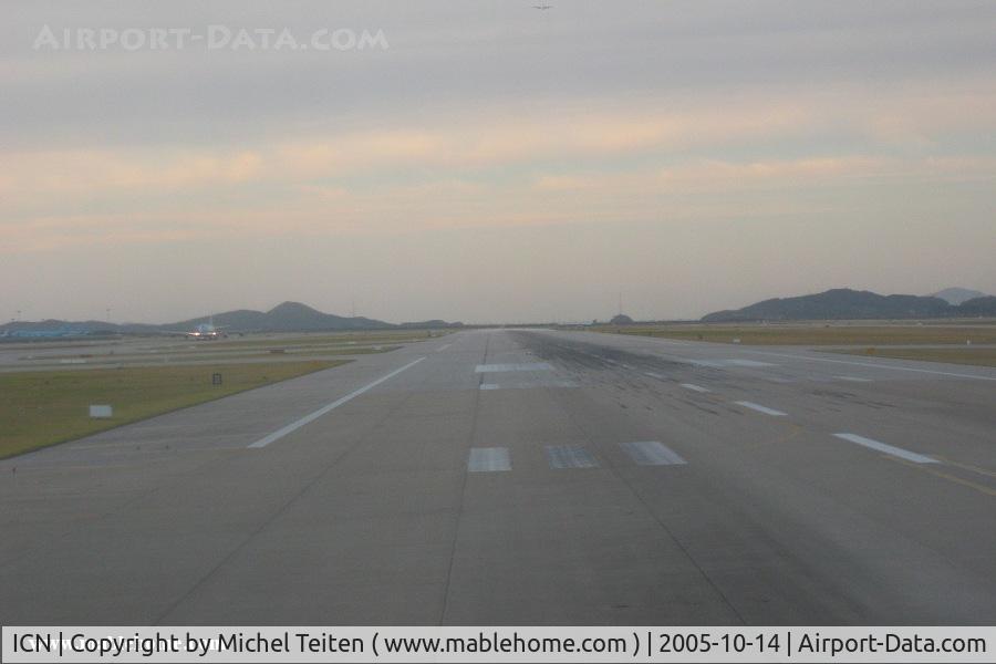Incheon International Airport, Incheon (near Seoul) Korea, Republic of (ICN) - Ready to take-off to Taipei