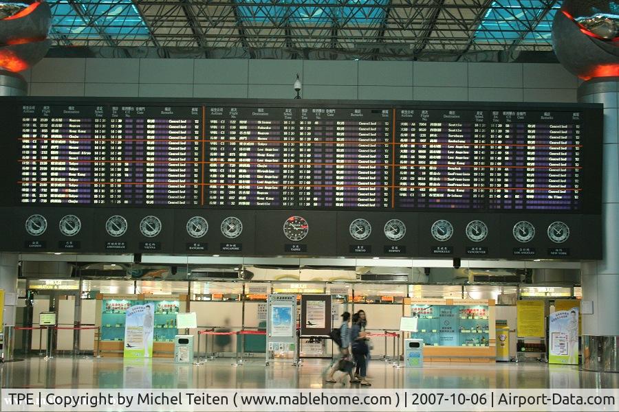 Taiwan Taoyuan International Airport (formerly Chiang Kai-Shek International Airport), Taipei Taiwan (TPE) - Typhoon ! All flights are cancelled !