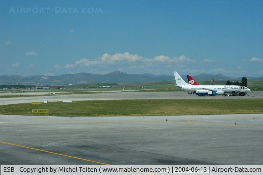 Ankara Esenbo?a International Airport, Ankara Turkey (ESB) - An almost empty parking ....
