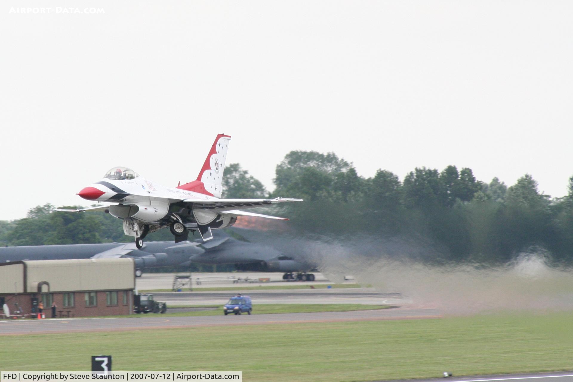 RAF Fairford Airport, Fairford, England United Kingdom (FFD) - Thunderbirds practice at Royal International Air Tattoo 2007