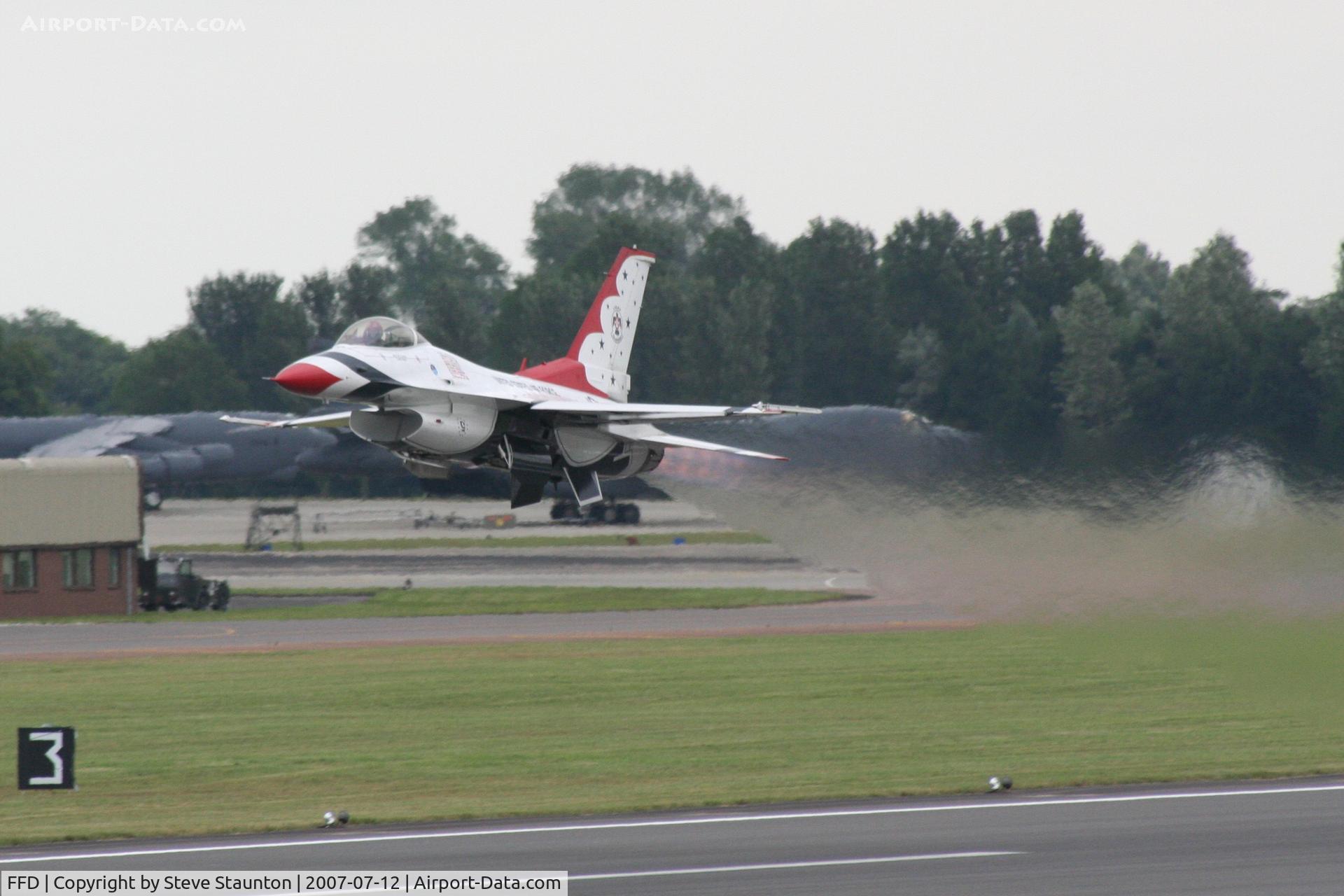 RAF Fairford Airport, Fairford, England United Kingdom (FFD) - Thunderbirds practice at Royal International Air Tattoo 2007