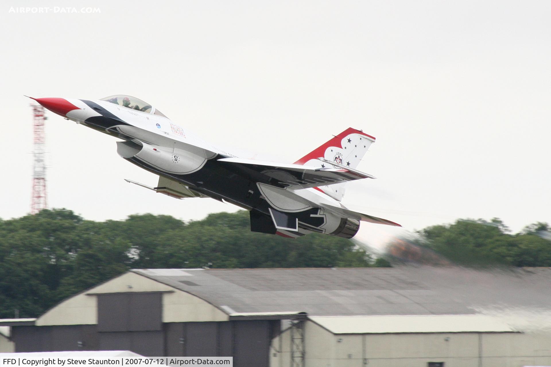 RAF Fairford Airport, Fairford, England United Kingdom (FFD) - Thunderbirds practice at Royal International Air Tattoo 2007