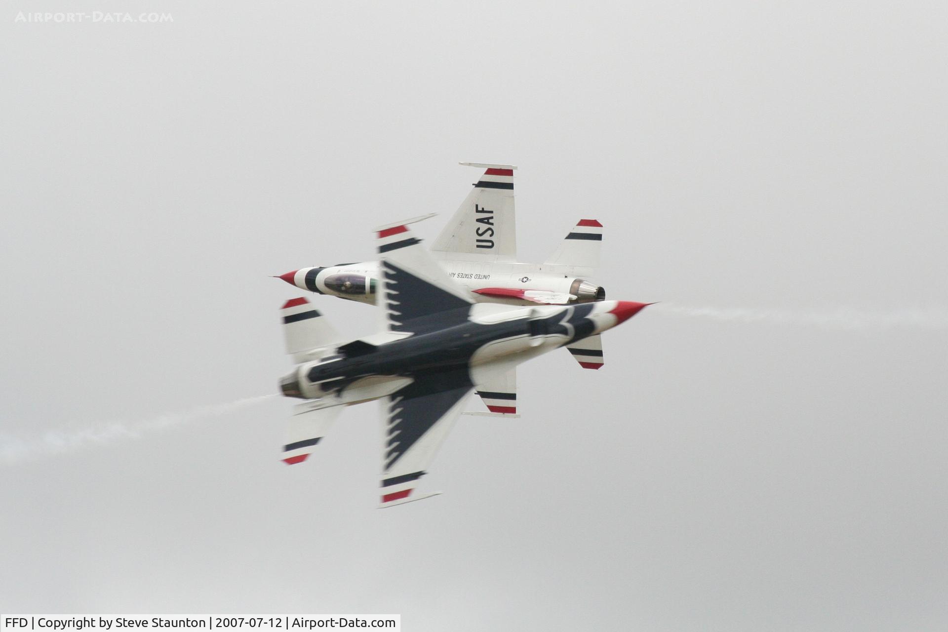RAF Fairford Airport, Fairford, England United Kingdom (FFD) - Thunderbirds practice at Royal International Air Tattoo 2007