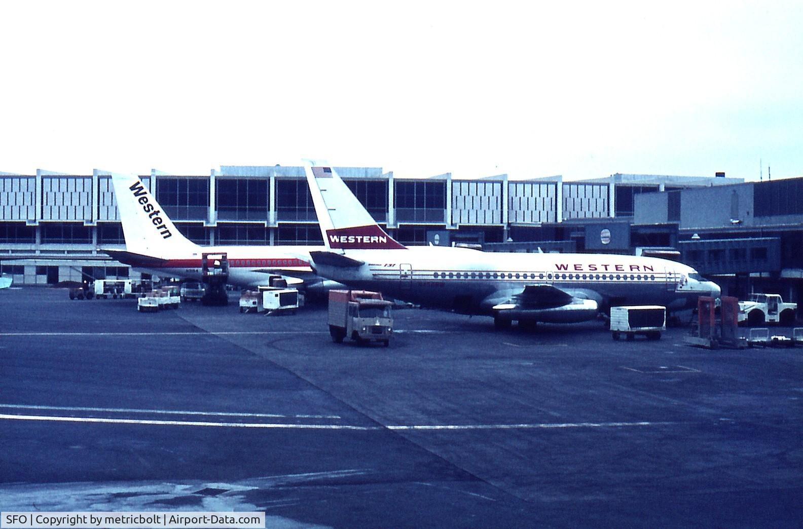 San Francisco International Airport (SFO) - Western Airlines in SFO,early 70s