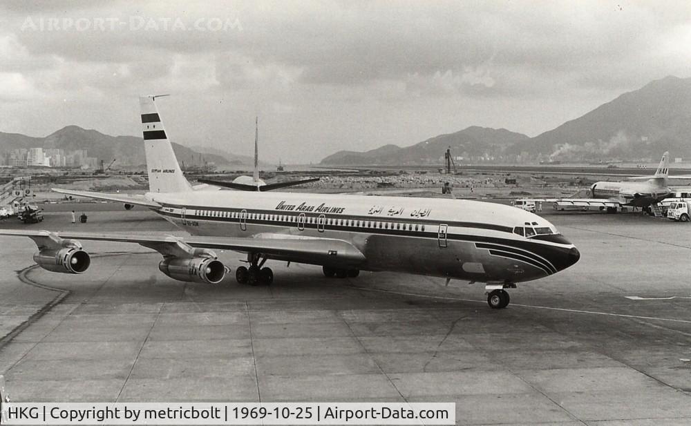 Hong Kong International Airport, Hong Kong Hong Kong (HKG) - United Arab Airlines(Egyptian Airlines)B707 arriving in HKG Kai Tak