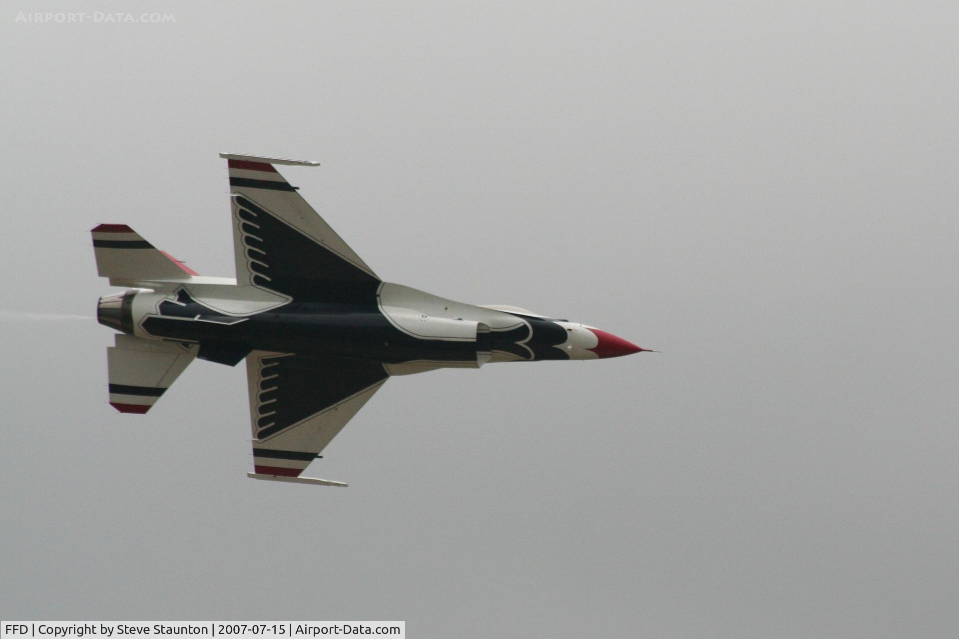 RAF Fairford Airport, Fairford, England United Kingdom (FFD) - Thunderbirds display at Royal International Air Tattoo 2007