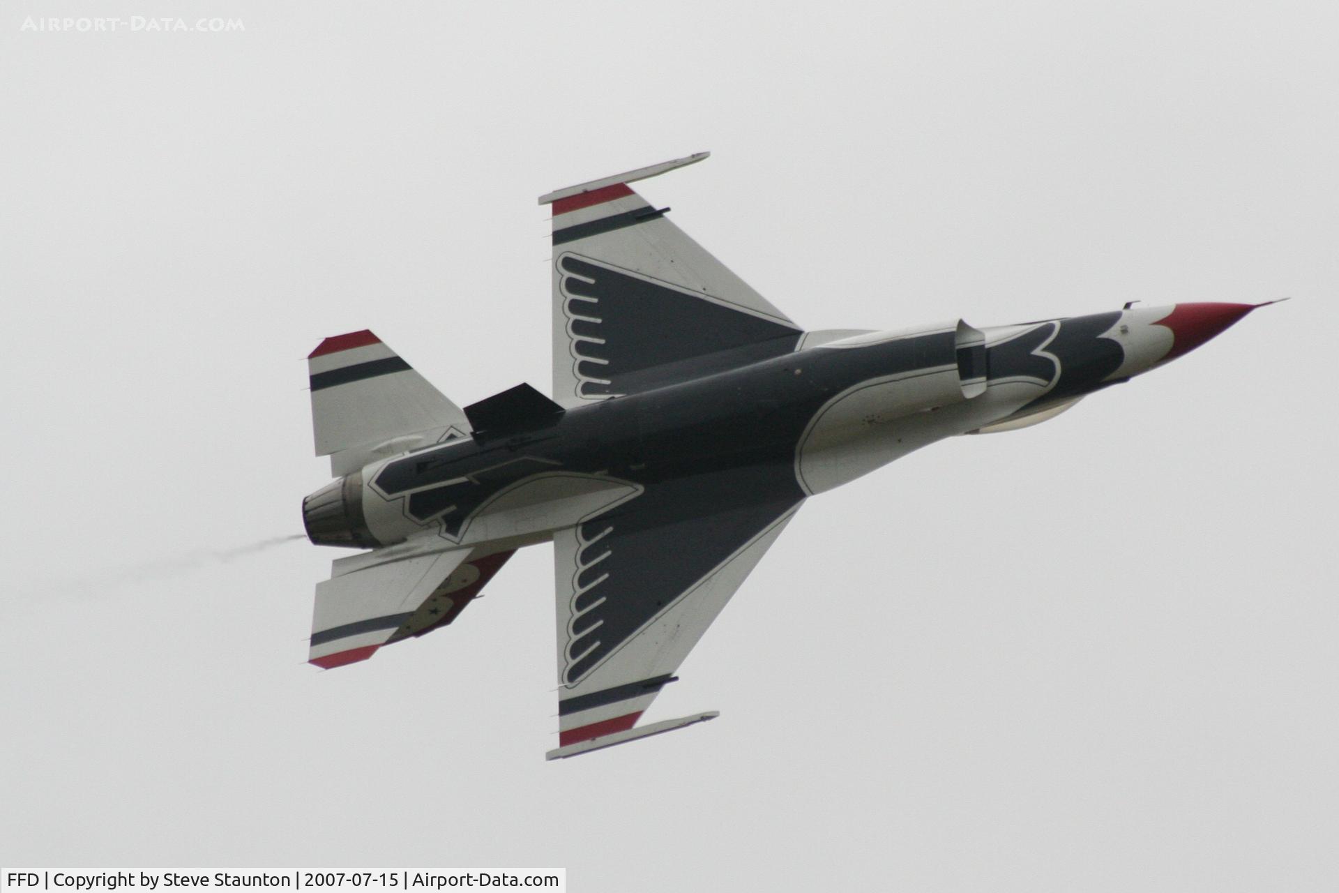 RAF Fairford Airport, Fairford, England United Kingdom (FFD) - Thunderbirds display at Royal International Air Tattoo 2007