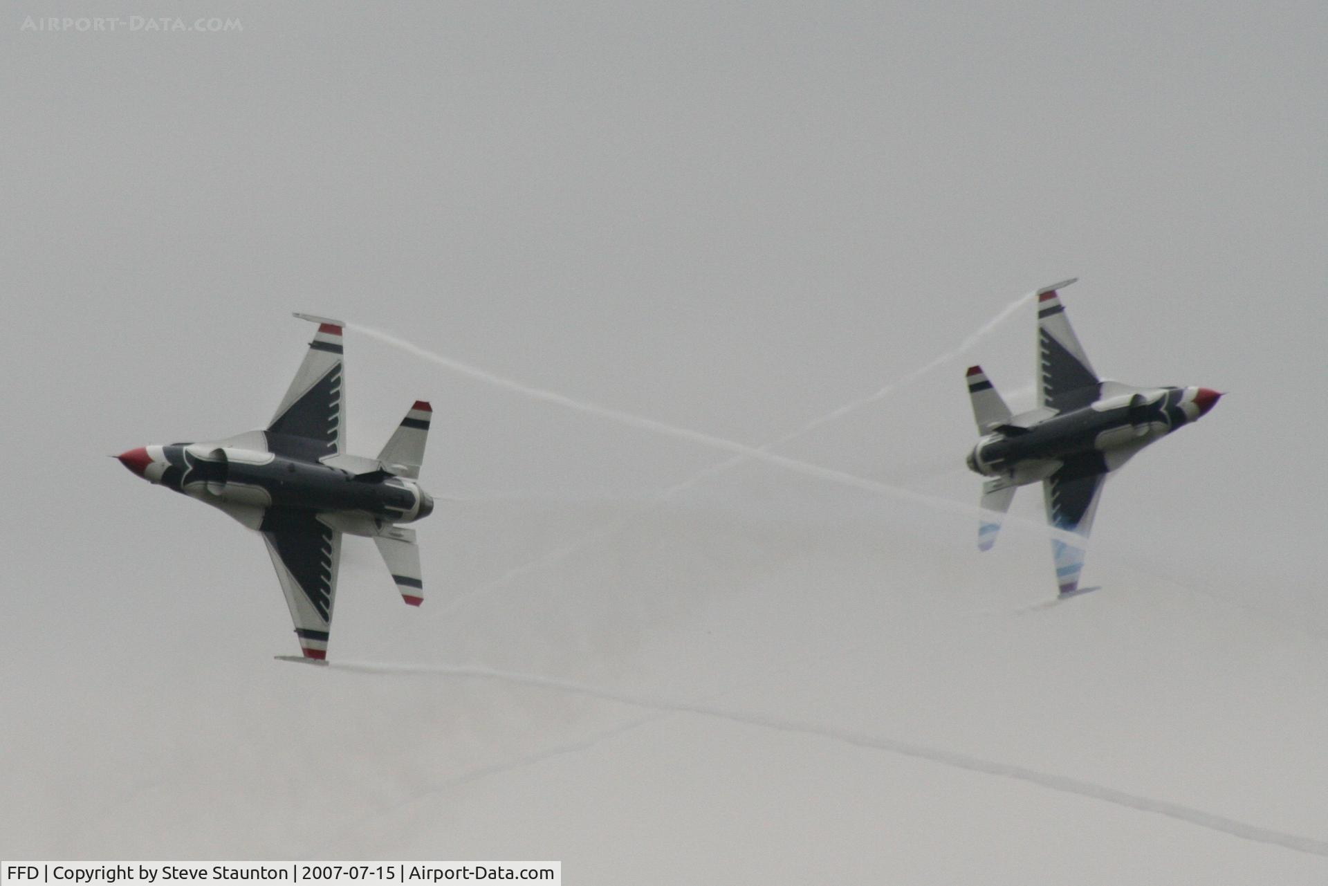 RAF Fairford Airport, Fairford, England United Kingdom (FFD) - Thunderbirds display at Royal International Air Tattoo 2007
