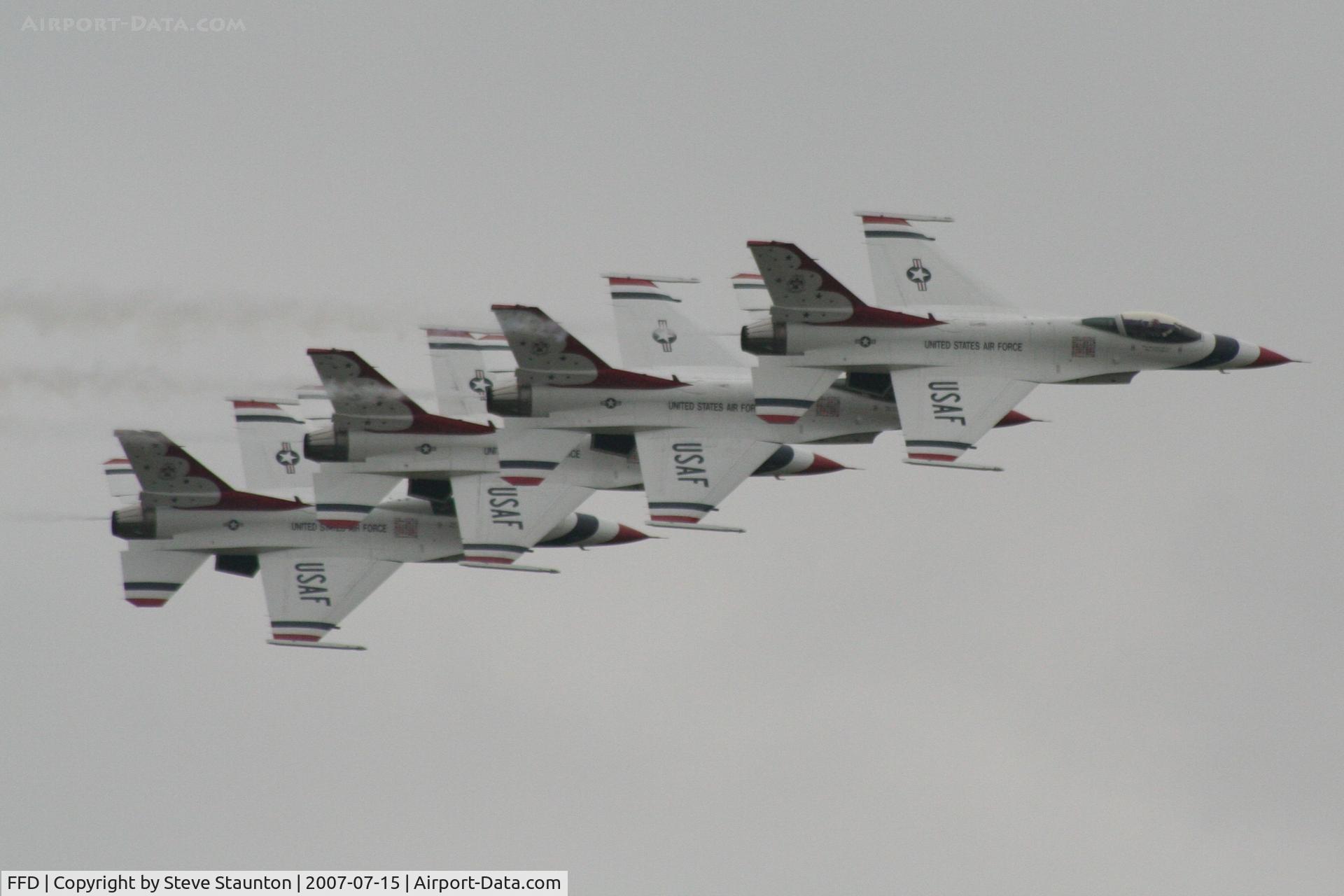 RAF Fairford Airport, Fairford, England United Kingdom (FFD) - Thunderbirds display at Royal International Air Tattoo 2007