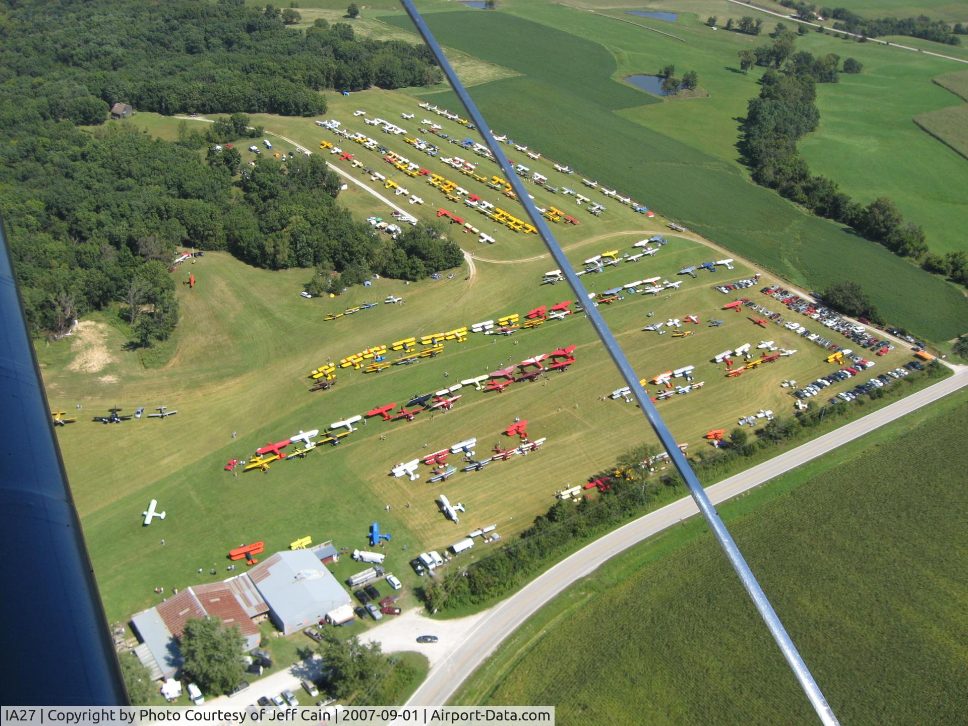 Antique Airfield Airport (IA27) - Antique Airfield at the height of the 2007 National AAA/APM Fly-in