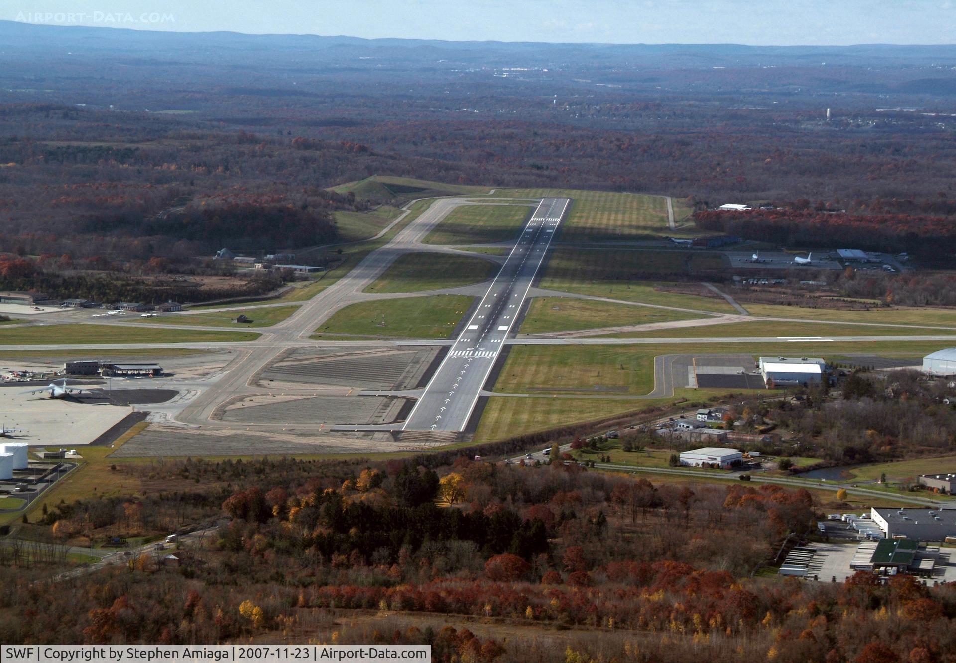 Stewart International Airport (SWF) - Stewart's 9-27 as seen from the NE - Nice Overruns!