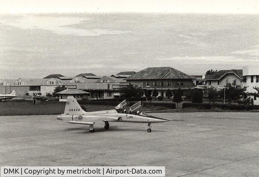 Don Muang International Airport (Old Bangkok International Airport), Bangkok Thailand (DMK) - RTAF(Royal Thai Air Force)F-5B at Don Muang,1966.