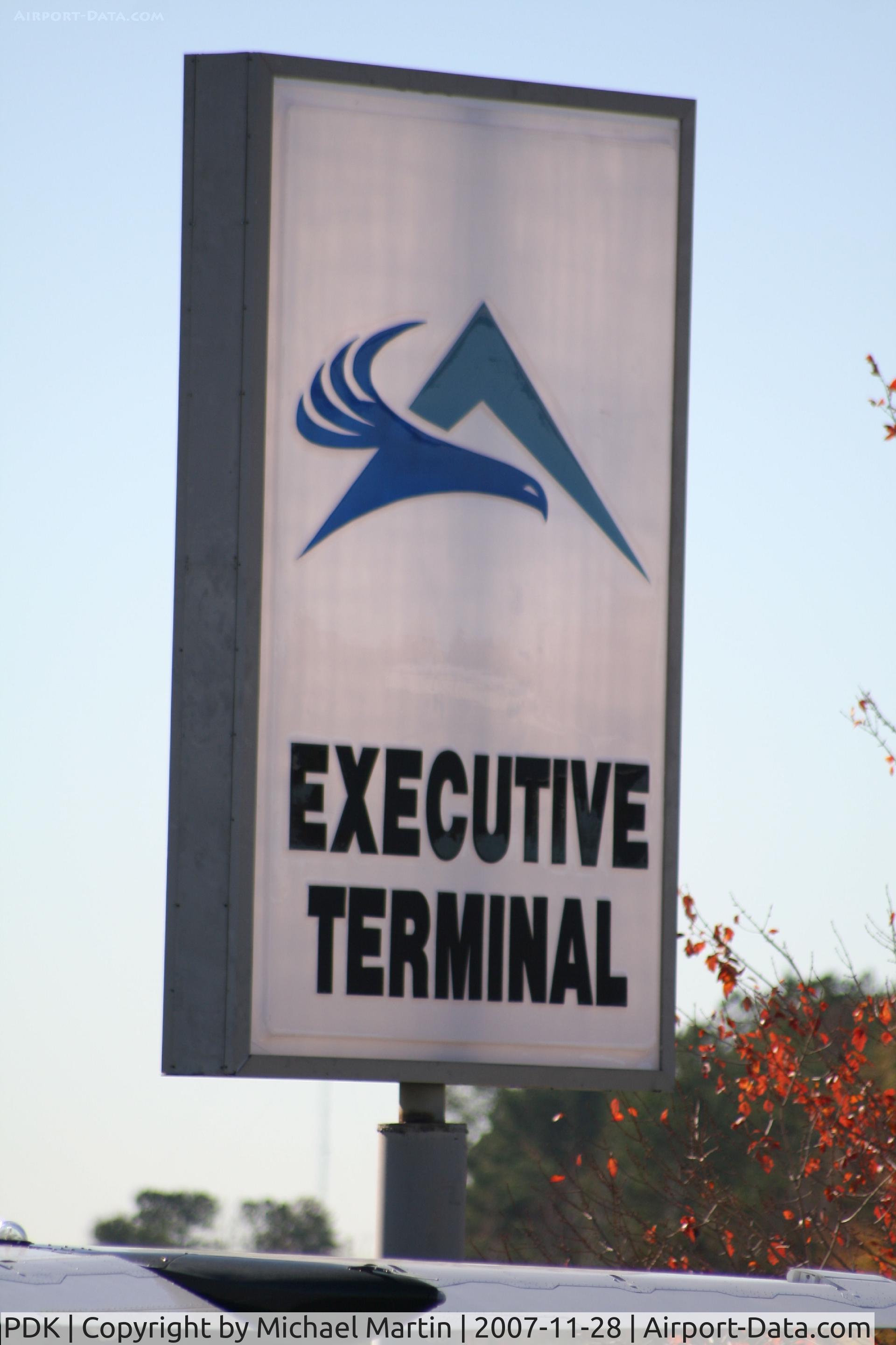 Dekalb-peachtree Airport (PDK) - Atlantic Aviation - Took Over Mercury Air