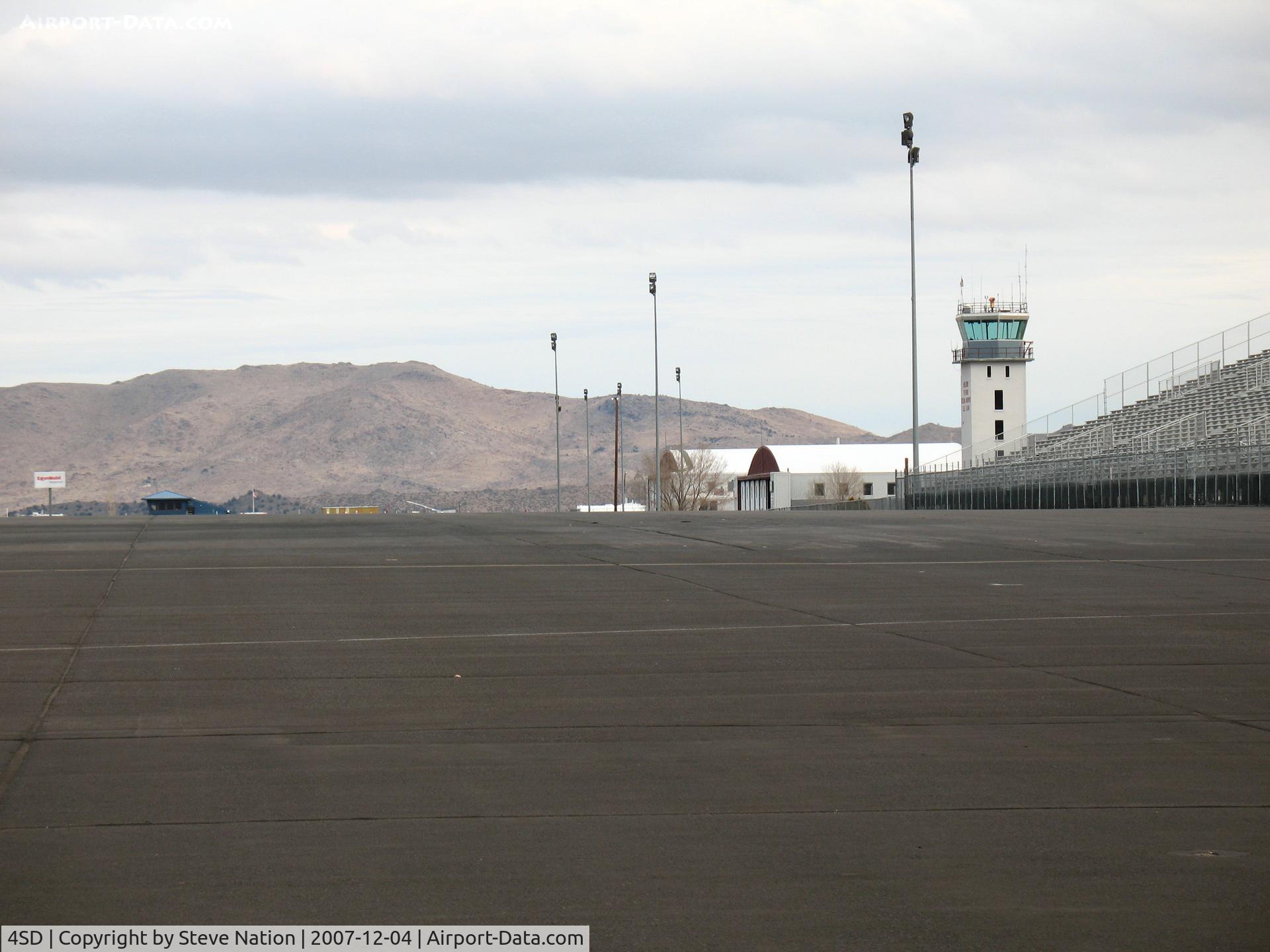 4SD Airport - National Air Race ramp in December