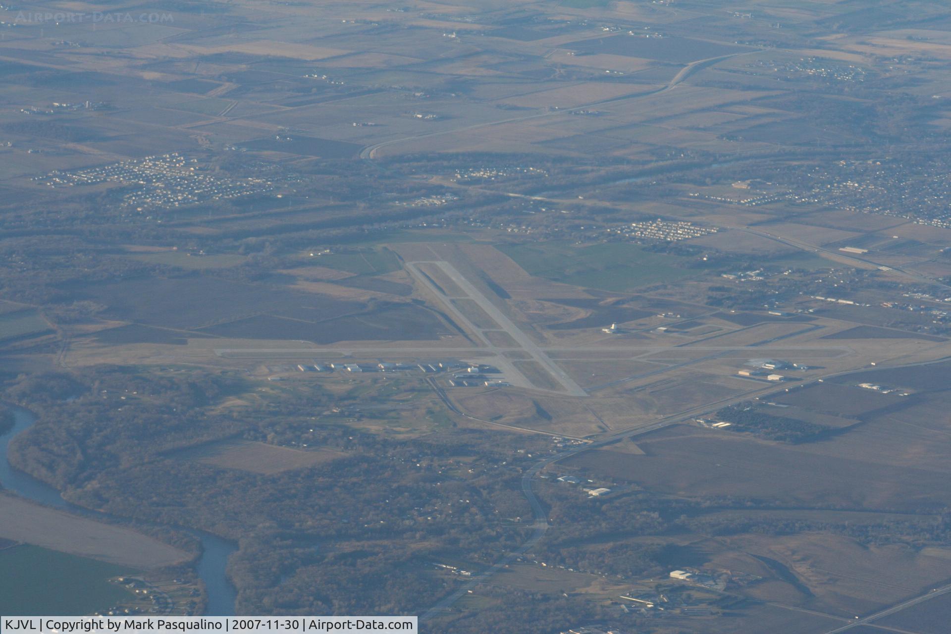Southern Wisconsin Regional Airport (JVL) - Janesville, WI