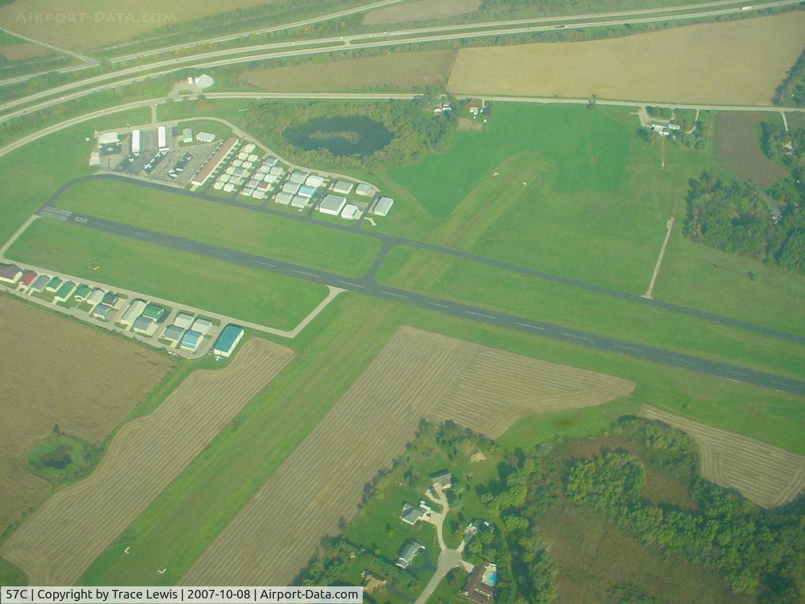 East Troy Municipal Airport (57C) - Overhead going to MWC